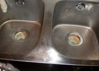 厨房シンク７、グラス洗浄後