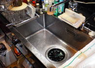 厨房シンク６、グラス洗浄後